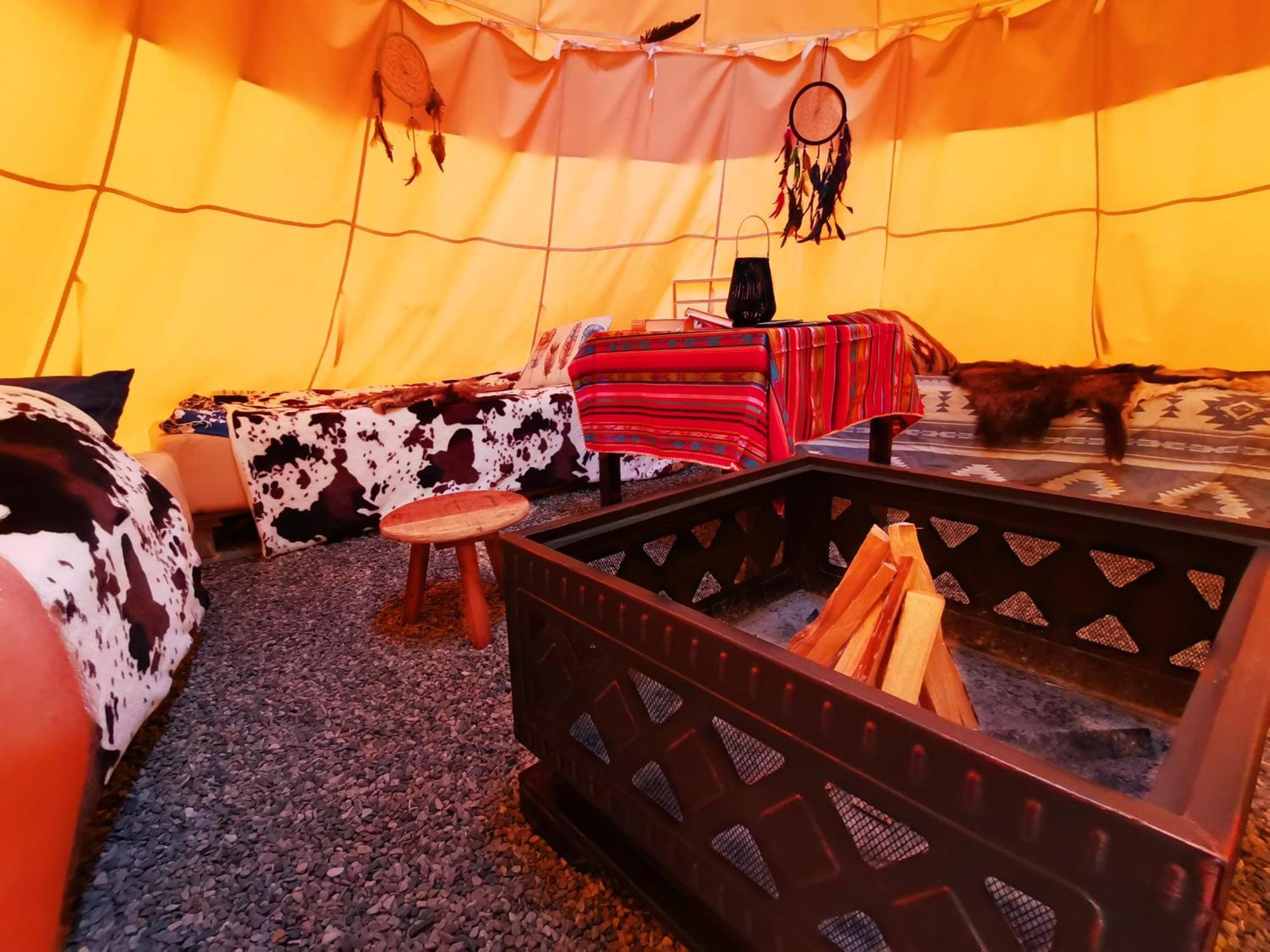Hotel Teepee Camp Lounky Chodouny Exterior foto